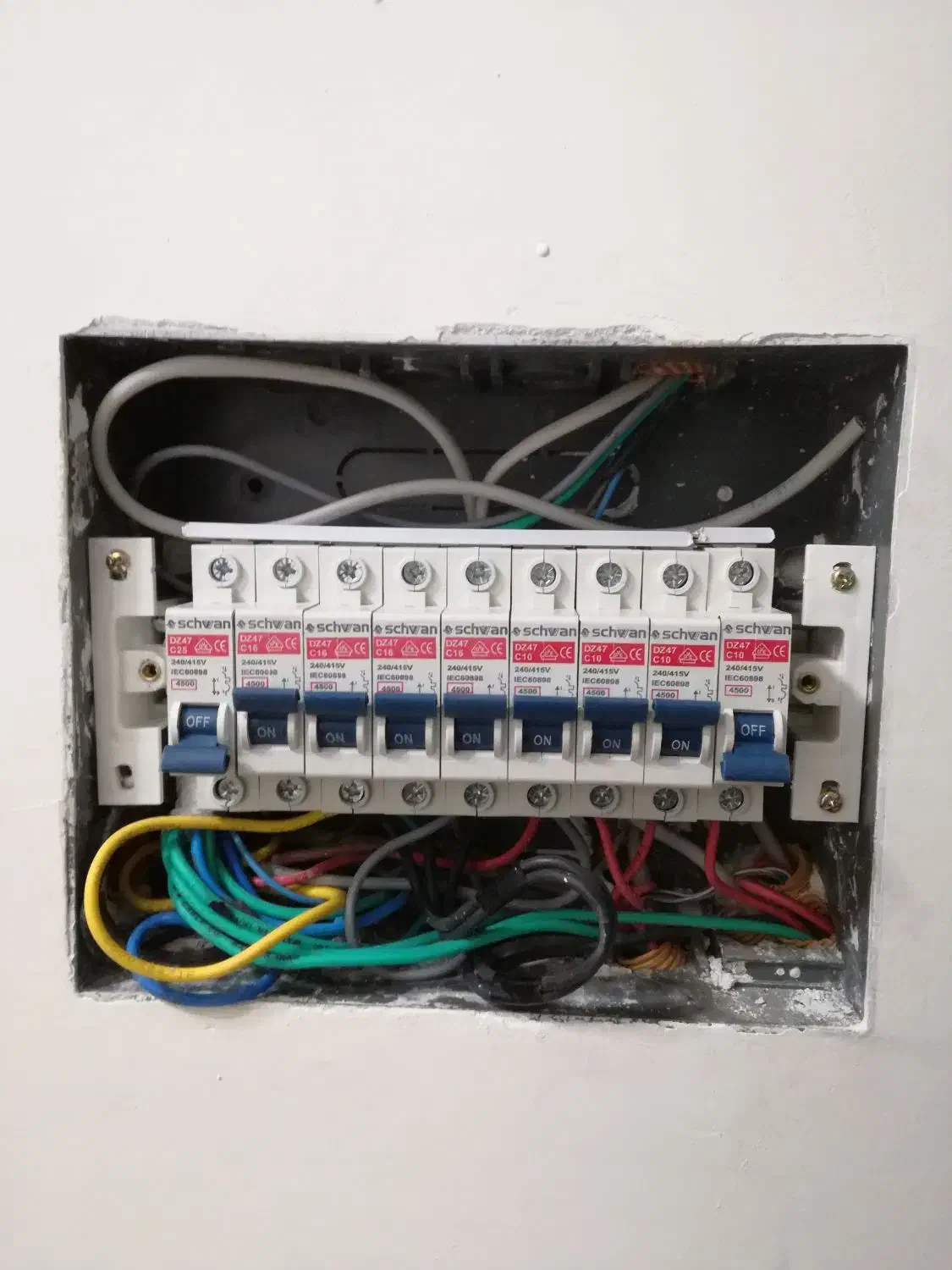 تعمیرات پرژکتور LEDو لامپ LED با ضمانت 6 ماه|خدمات پیشه و مهارت|کاشان, ۲۲ بهمن|دیوار