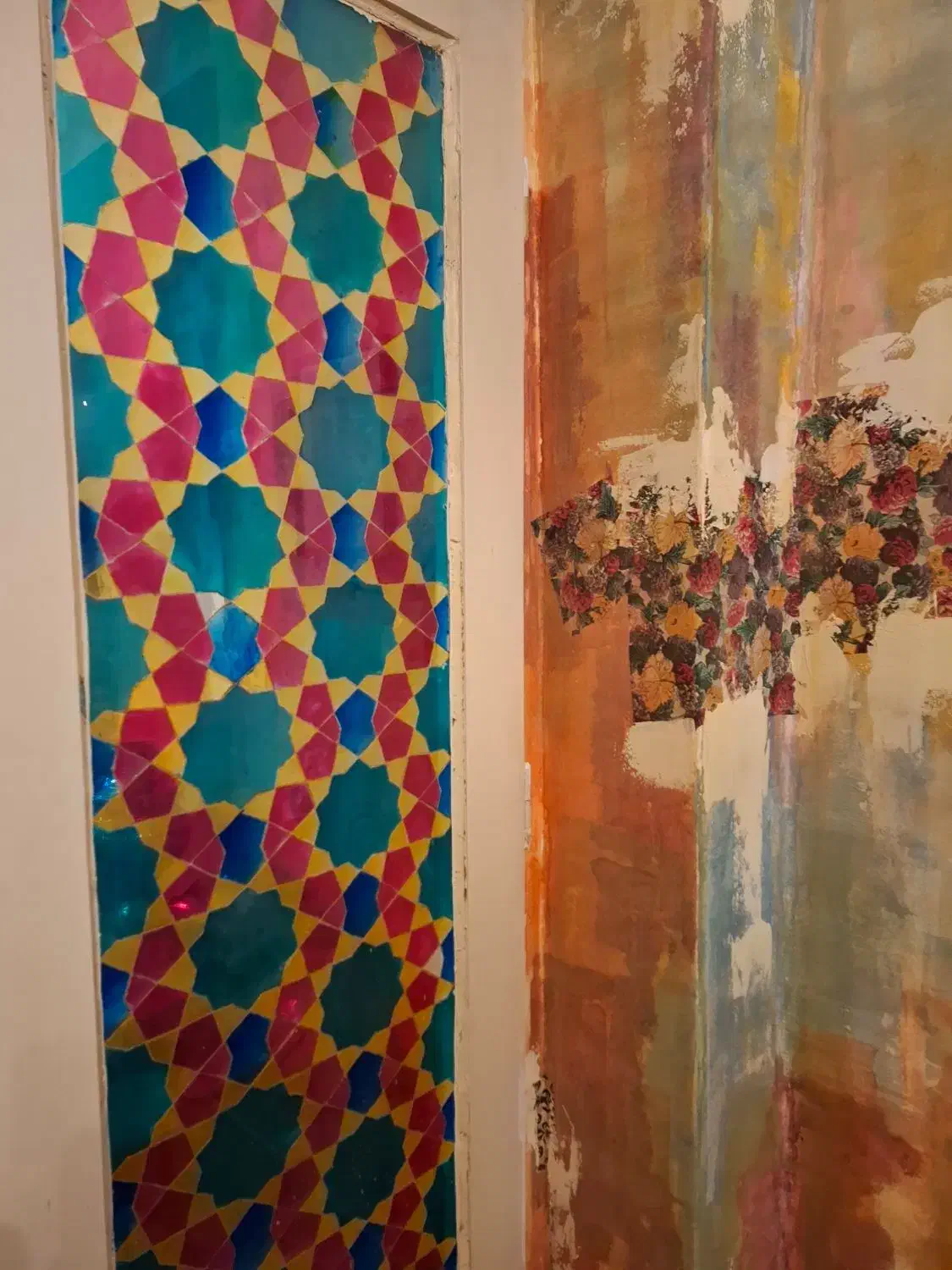 کتلت زن خانم|استخدام خدمات فروشگاه و رستوران|تهران, فلسطین (میدان انقلاب)|دیوار