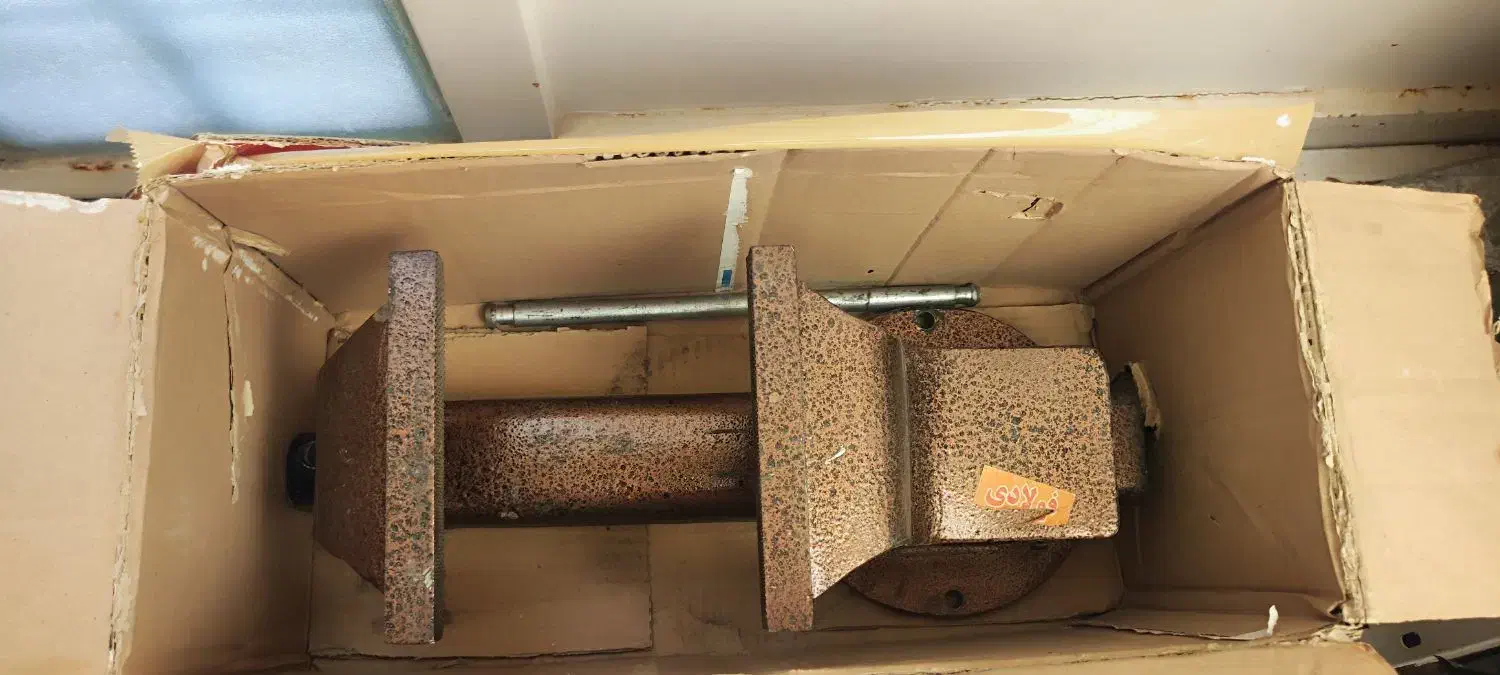 گیره فولادی ۱۶۰ را صنعت|ابزارآلات|قم, زنبیل آباد|دیوار