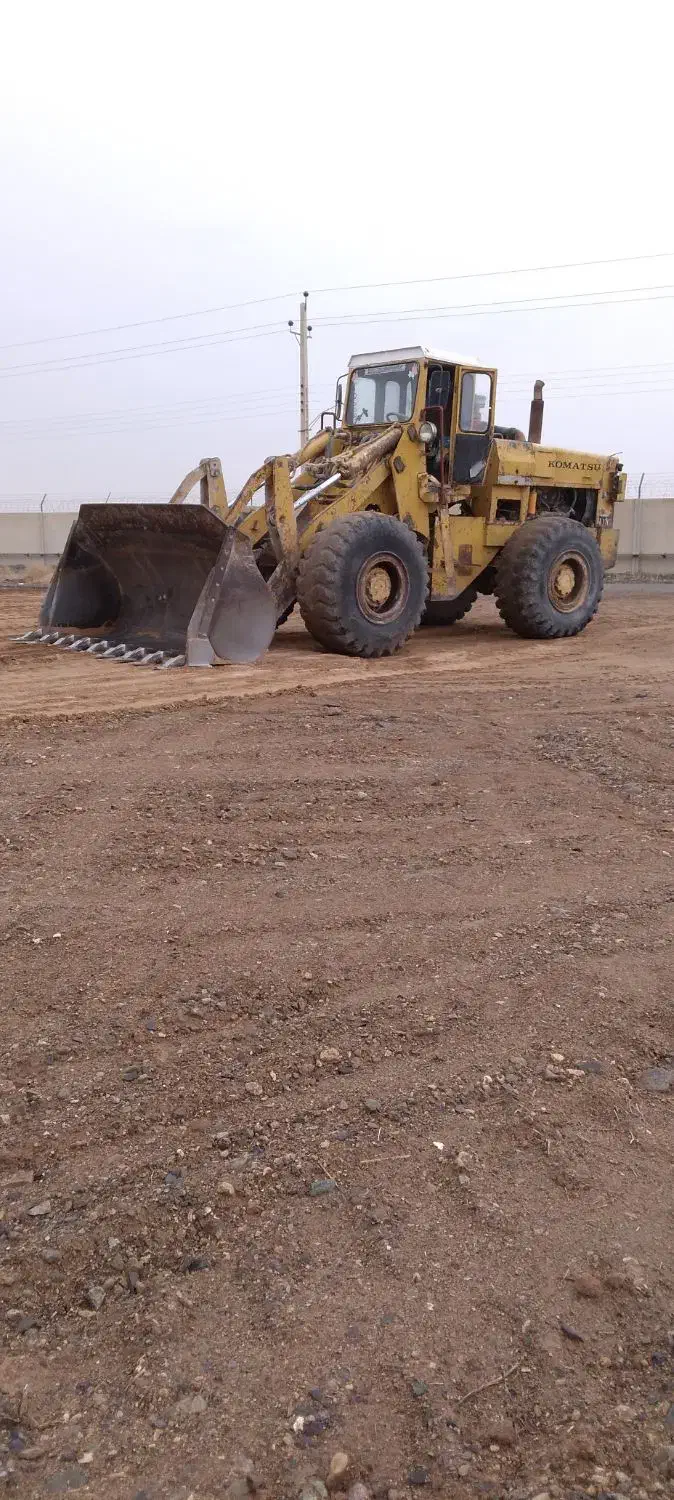 لودر کوماتسو 120|خودرو سنگین|کاشان, ولیعصر|دیوار