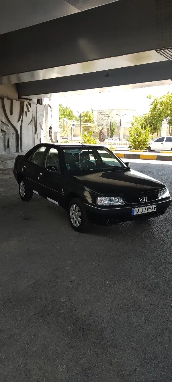 پژو 405slx مشکی مدل 1397|خودرو سواری و وانت|شیراز, کرونی(خاتونک)|دیوار