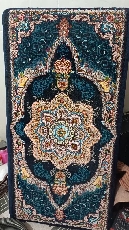 یک جفت پشتی|پشتی|یزد, |دیوار