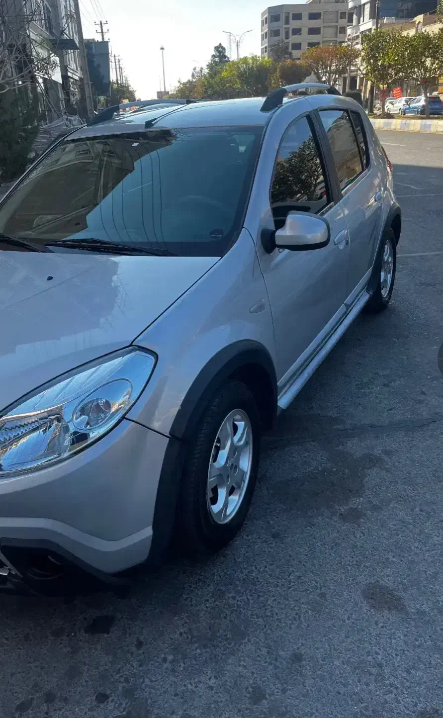 ساندرو اتومات ۹۶|خودرو سواری و وانت|تهران, شهرک آزمایش|دیوار