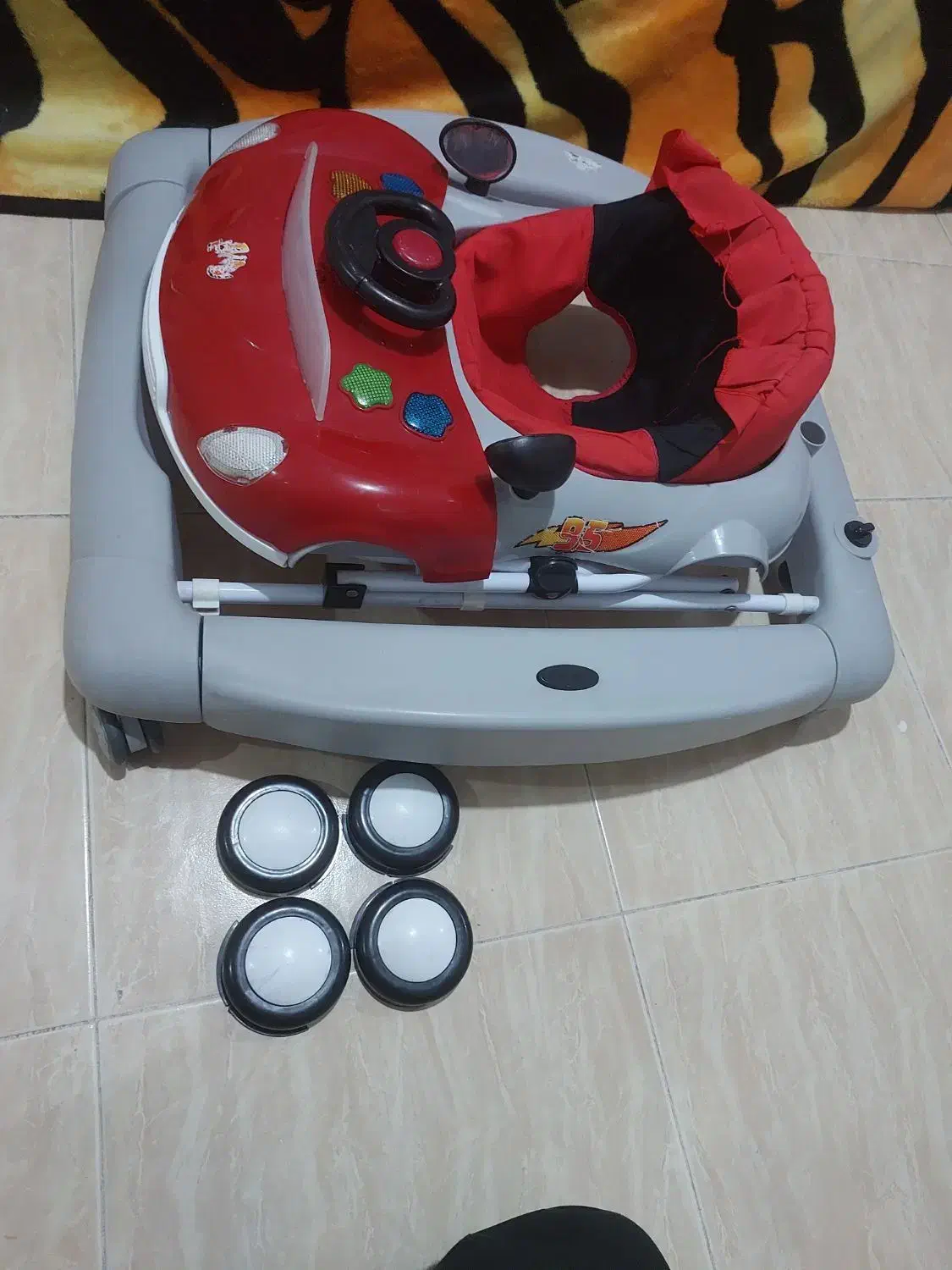 روروئک سه کاره دلیجان|کالسکه و لوازم جانبی|اصفهان, شهرک میلاد|دیوار