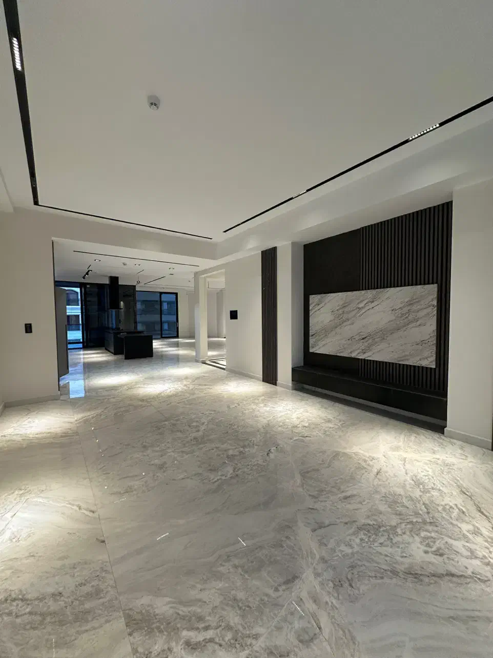 ۲۵۰متر مدرن مینیمال برند / تاپ لوکیشن فرمانیه سنبل|اجارهٔ آپارتمان|تهران, فرمانیه|دیوار