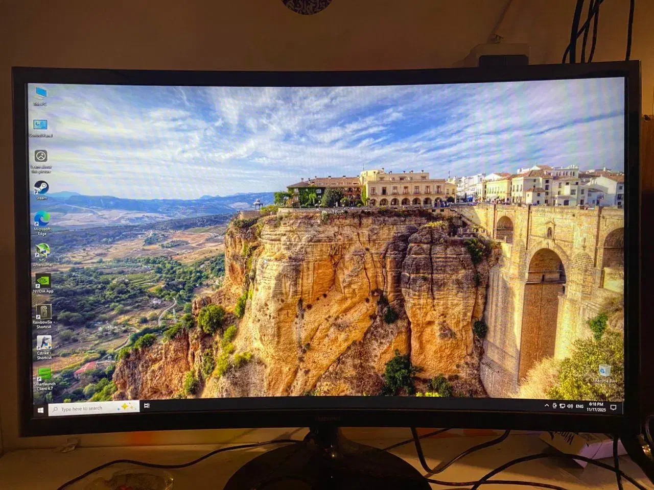 مانیتور 24 اینچ منحنی سامسونگ|قطعات و لوازم جانبی رایانه|تهران, شهرک نفت|دیوار