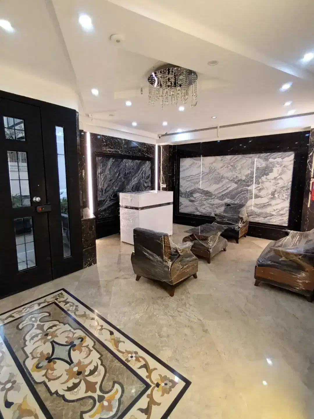 149متر / تکواحدی/۳ خواب /بازسازی/لابی