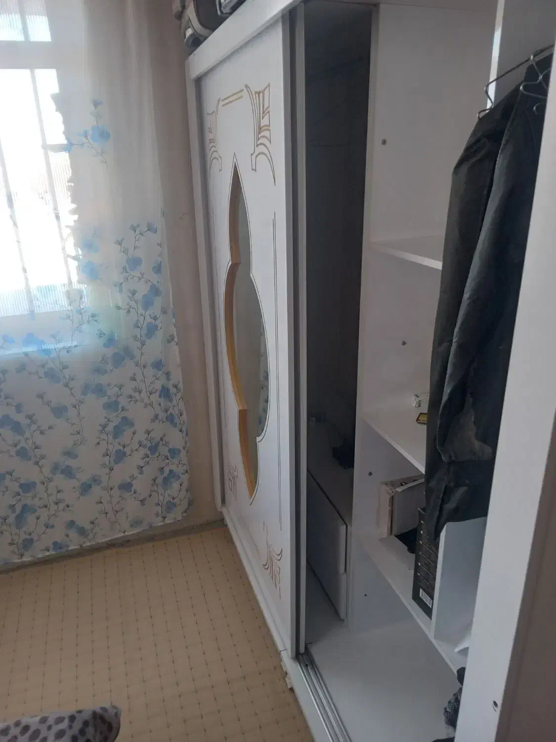 سرویس خواب کامل|تخت و سرویس خواب|سیلوانه, |دیوار