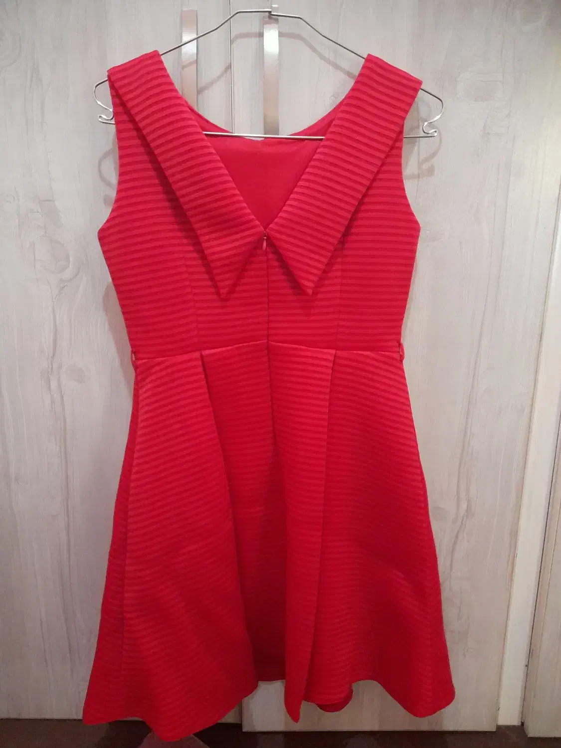 لباس مجلسی|لباس|قم, قلعه کامکار|دیوار