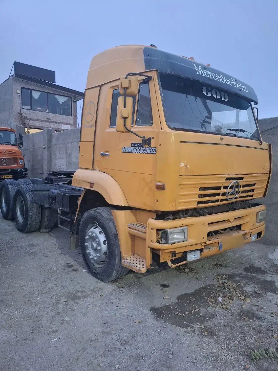 کشنده کاماز مدل 87 موتور بنز 8 سیلندر جفت سوپر|خودرو سنگین|اسلام‌شهر, شاطره|دیوار