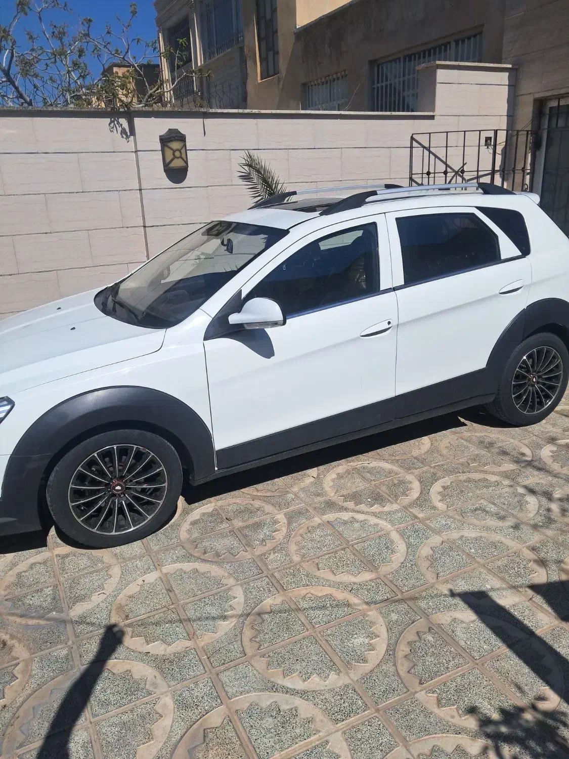 h30 cros|خودرو سواری و وانت|محمدیه-قزوین, |دیوار