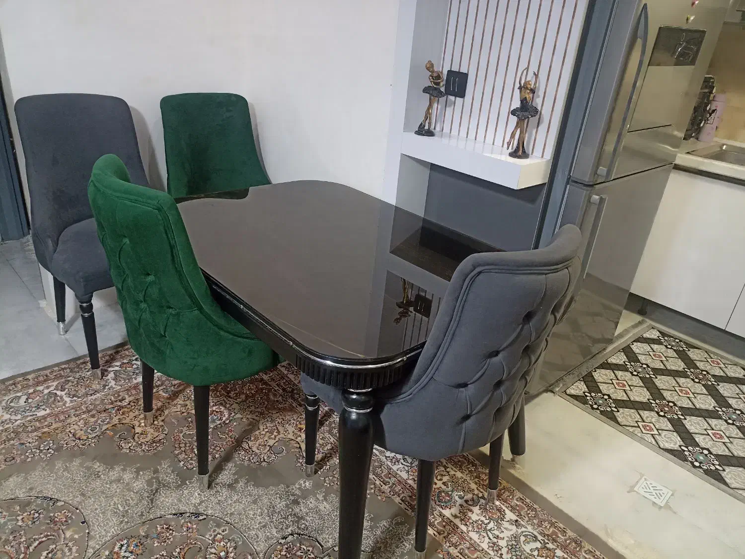 میزناهارخوری|میز و صندلی غذاخوری|چهارباغ, |دیوار