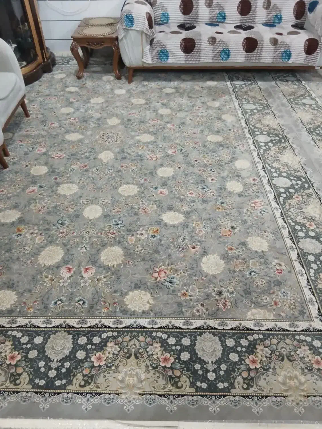 فرش ۱۲۰۰شانه نو مناسب جهیزیه|فرش|شهریار, شهریار|دیوار