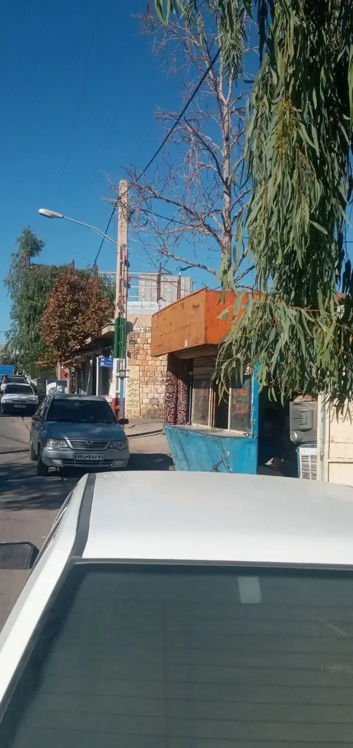 فروش دکه با موقعیت طلایی در قلب شهر گراب|فروش مغازه و غرفه|طرهان, |دیوار