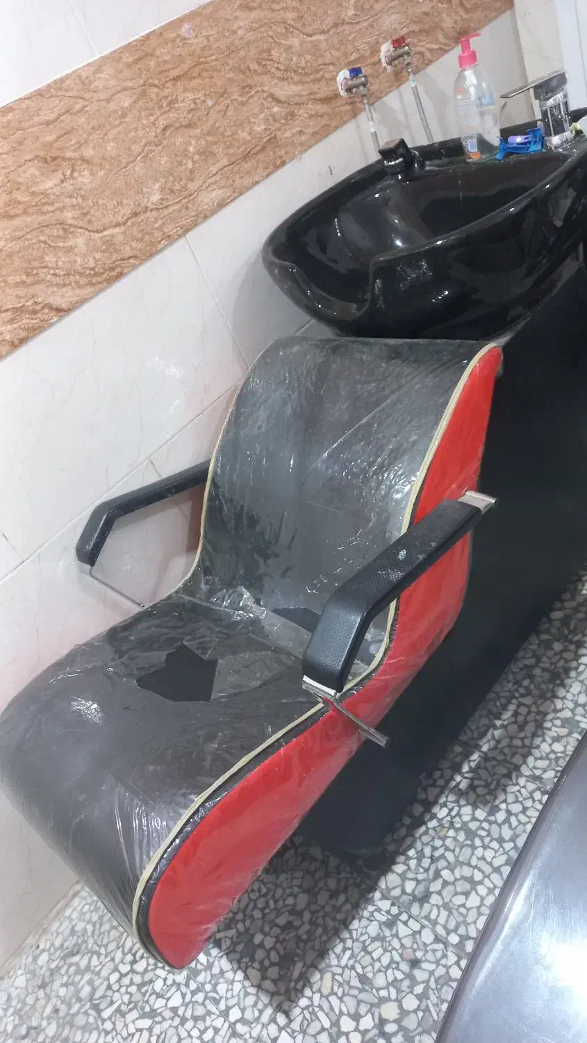 سرشور ارایشگاه|آرایشگاه و سالن‌های زیبایی|بابل, |دیوار