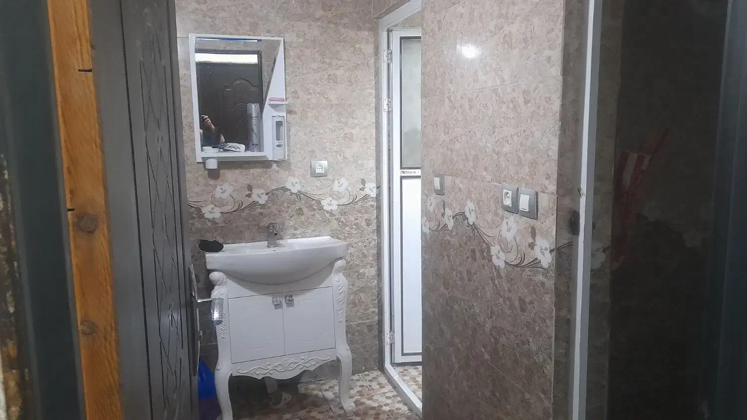 فروش منزل متراژزمین ۵۰۰متر ۳۵۰مترساخت|فروش خانه و ویلا|بوئین و میاندشت, |دیوار