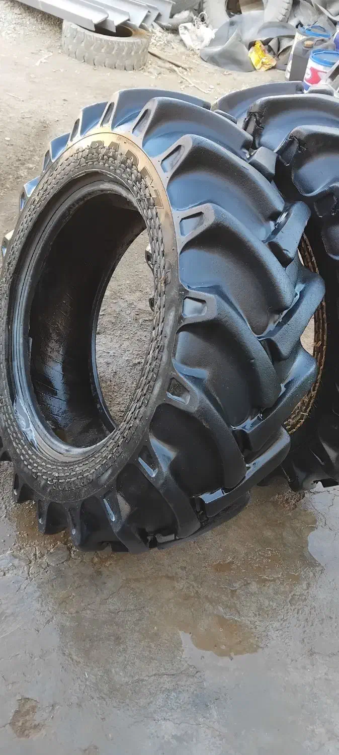 لاستیک جلوتراکتور جفت|قطعات یدکی و لوازم جانبی|دهگلان, |دیوار