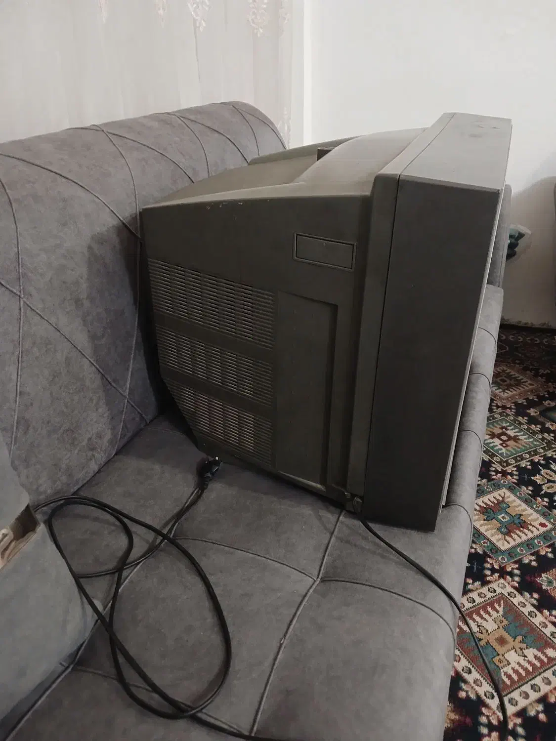 تلویزیون ۲۱اینچ ال جی|تلویزیون و پروژکتور|مشهد, پنجتن|دیوار