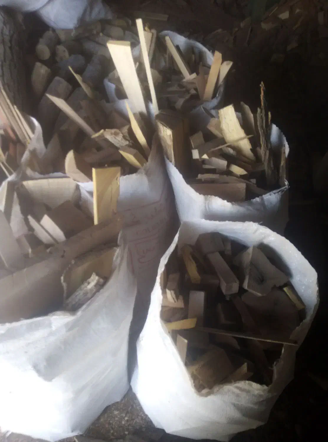 چوب زغالی پا اره فلکه|عمدهفروشی|بیرجند, |دیوار