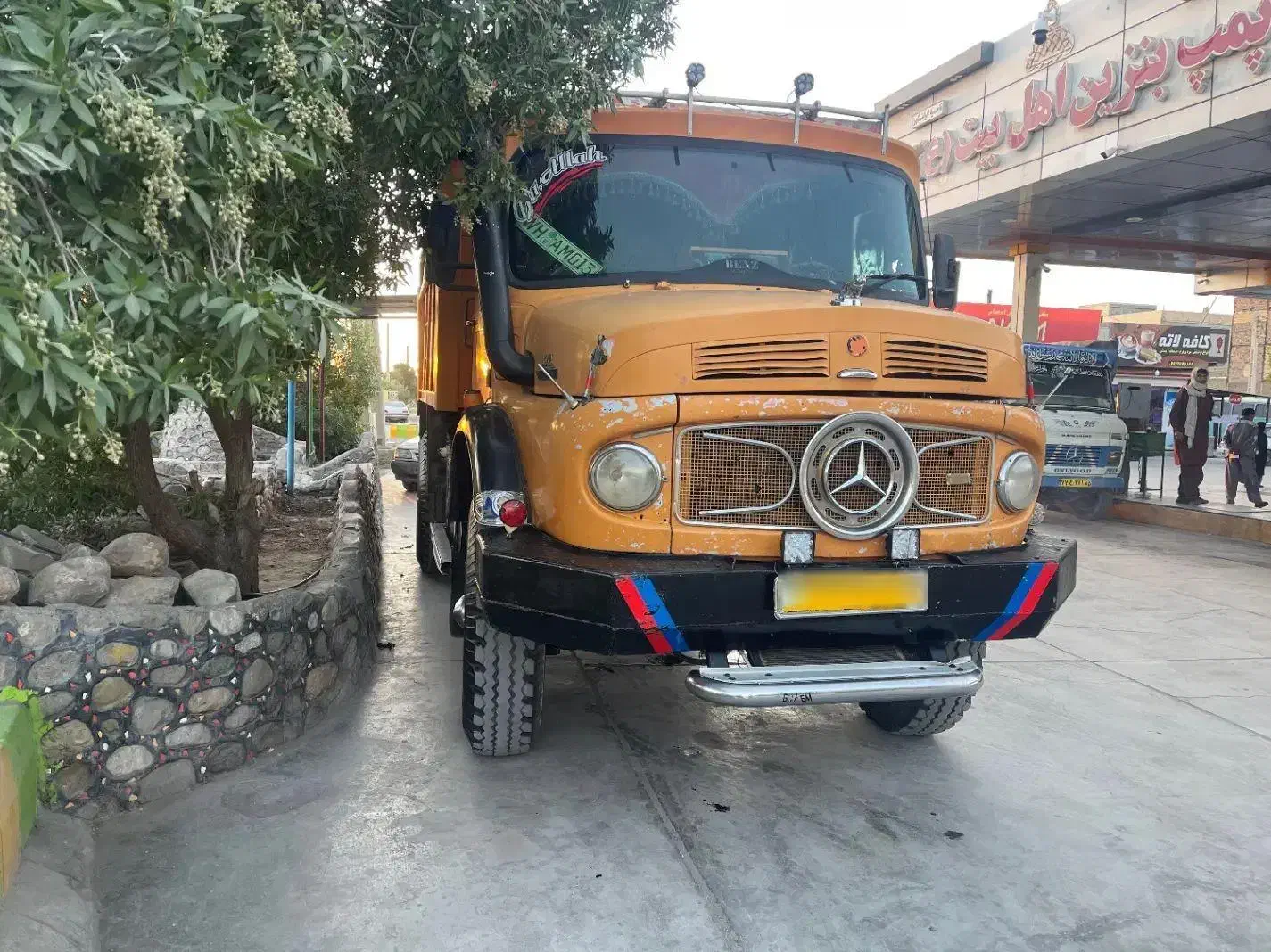 بنز کمپرسی ۷۶شاسی مشکی|خودرو سنگین|ایرانشهر, |دیوار