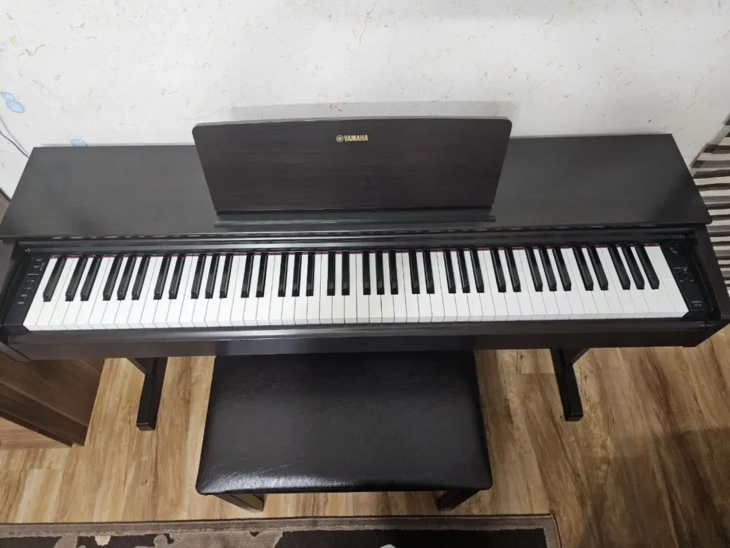 پیانو دیجیتال یاماها Yamaha YDP-143|پیانو، کیبورد، آکاردئون|قم, شهید صیاد شیرازی|دیوار