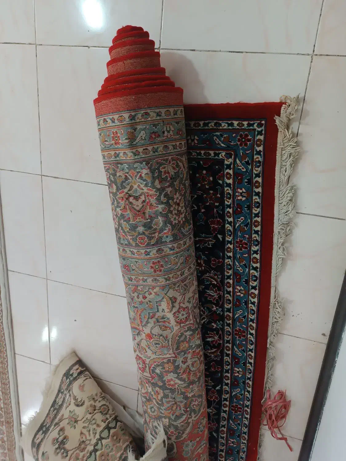 لوازم منزل ارزان فرش پرده لباس باند ویپ پافر کاپشن|فرش|مشهد, وکیلآباد|دیوار