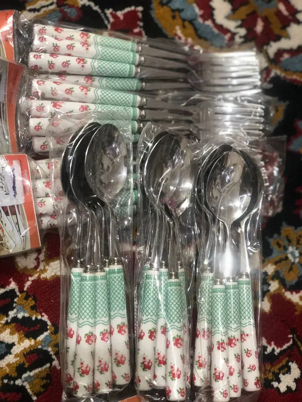 قابلمه تابه چاقو نعلبکی|ظروف پخت‌وپز|بابل, |دیوار