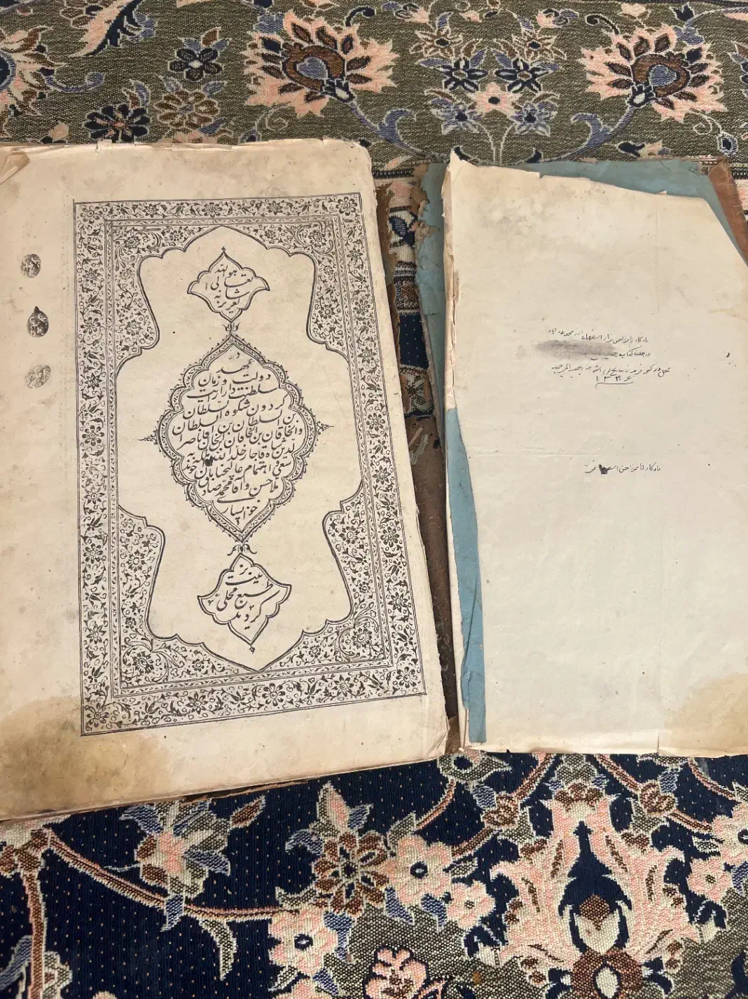 پنج جلد کتاب با قدمت بالا خطی و سنگی بسیار با ارزش|کلکسیون اشیاء عتیقه|تهران, جماران (نیاوران)|دیوار
