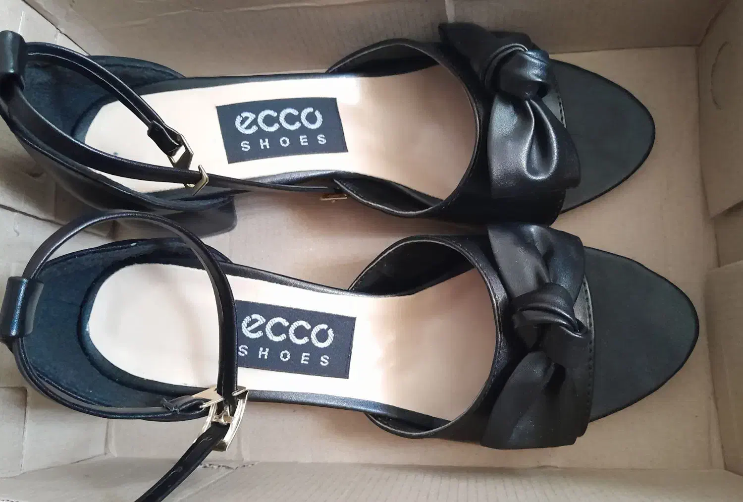 کفش مجلسی|کیف، کفش، کمربند|رزن, |دیوار