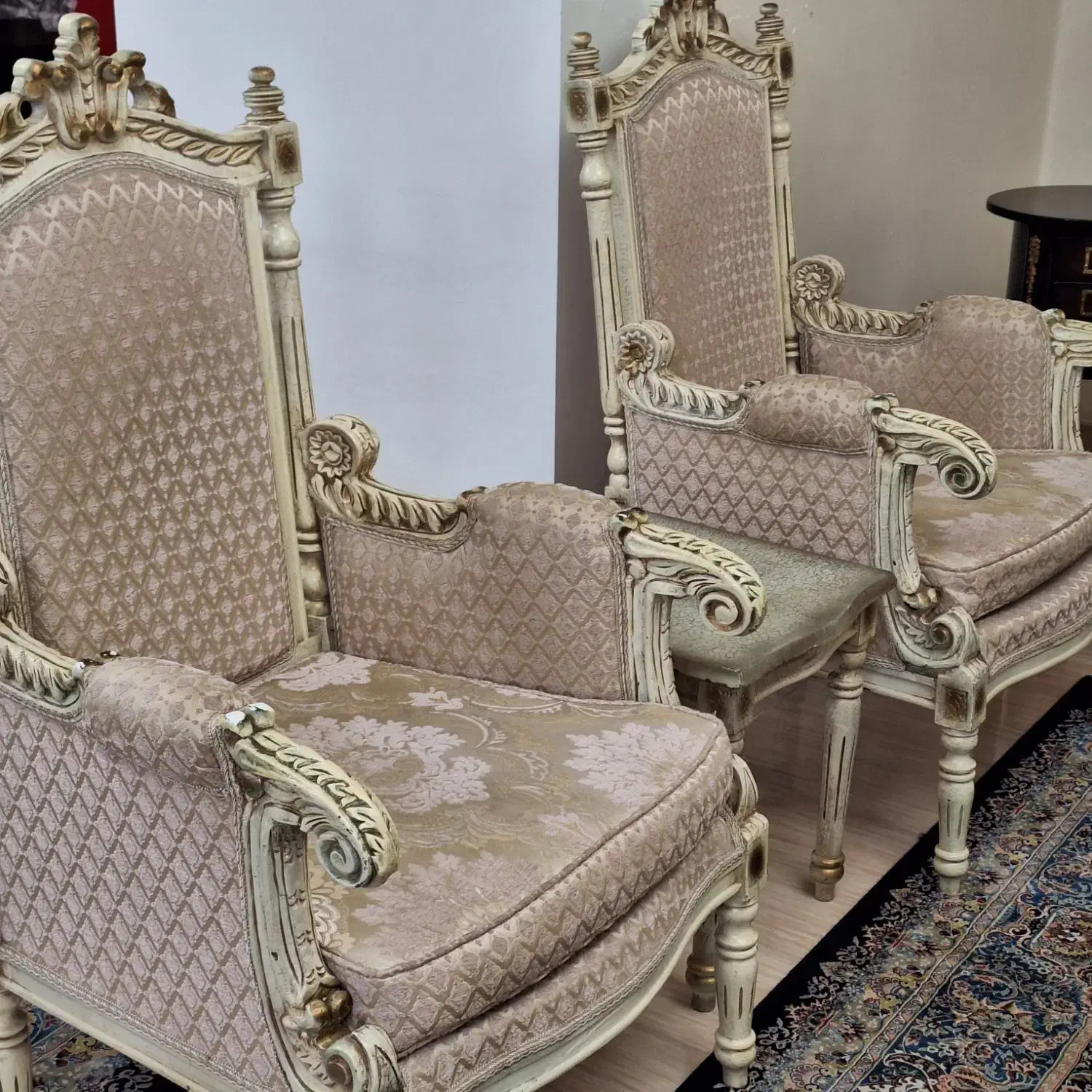 مبل سلطنتی|مبلمان خانگی و میز عسلی|گرگان, |دیوار