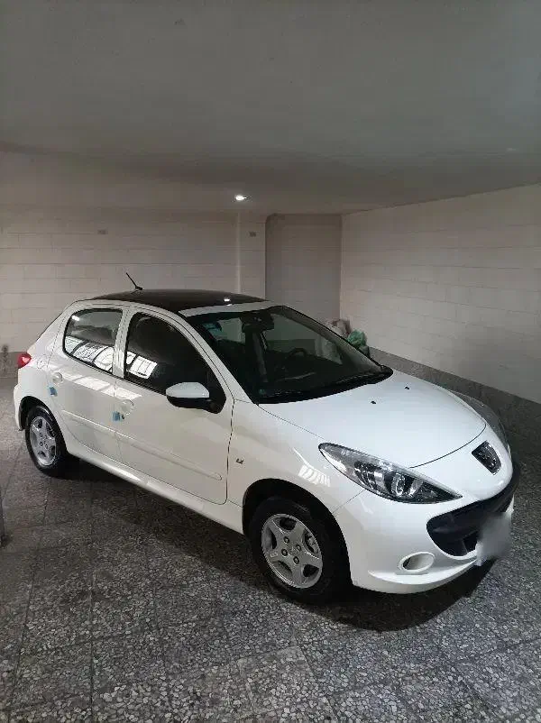 ۲۰۷ پانا|خودرو سواری و وانت|فردیس, منظریه|دیوار