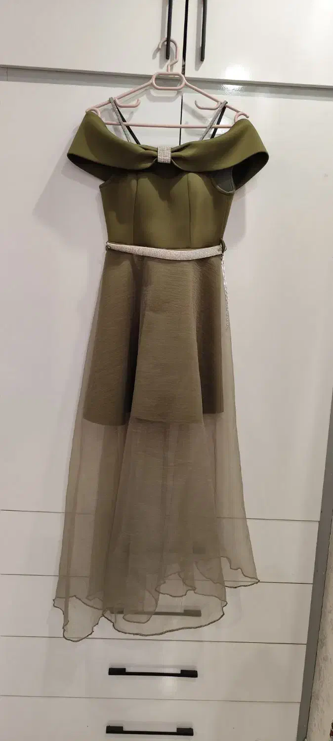 لباس مجلسی|لباس|مشهد, جانباز|دیوار