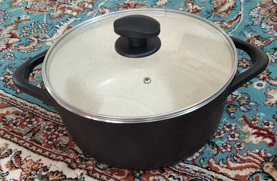 قابلمه چدن|ظروف پختوپز|مشهد, خواجه ربیع|دیوار