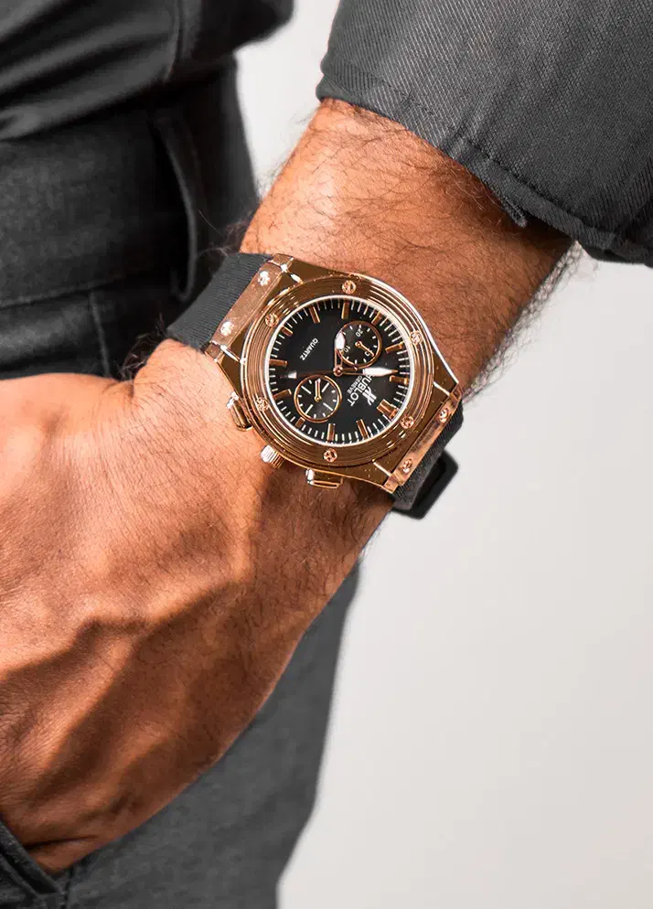 ساعت مچی Hublot طلایی صفحه مشکی مدل C70 تخفیف|ساعت|اهواز, کیانپارس |دیوار