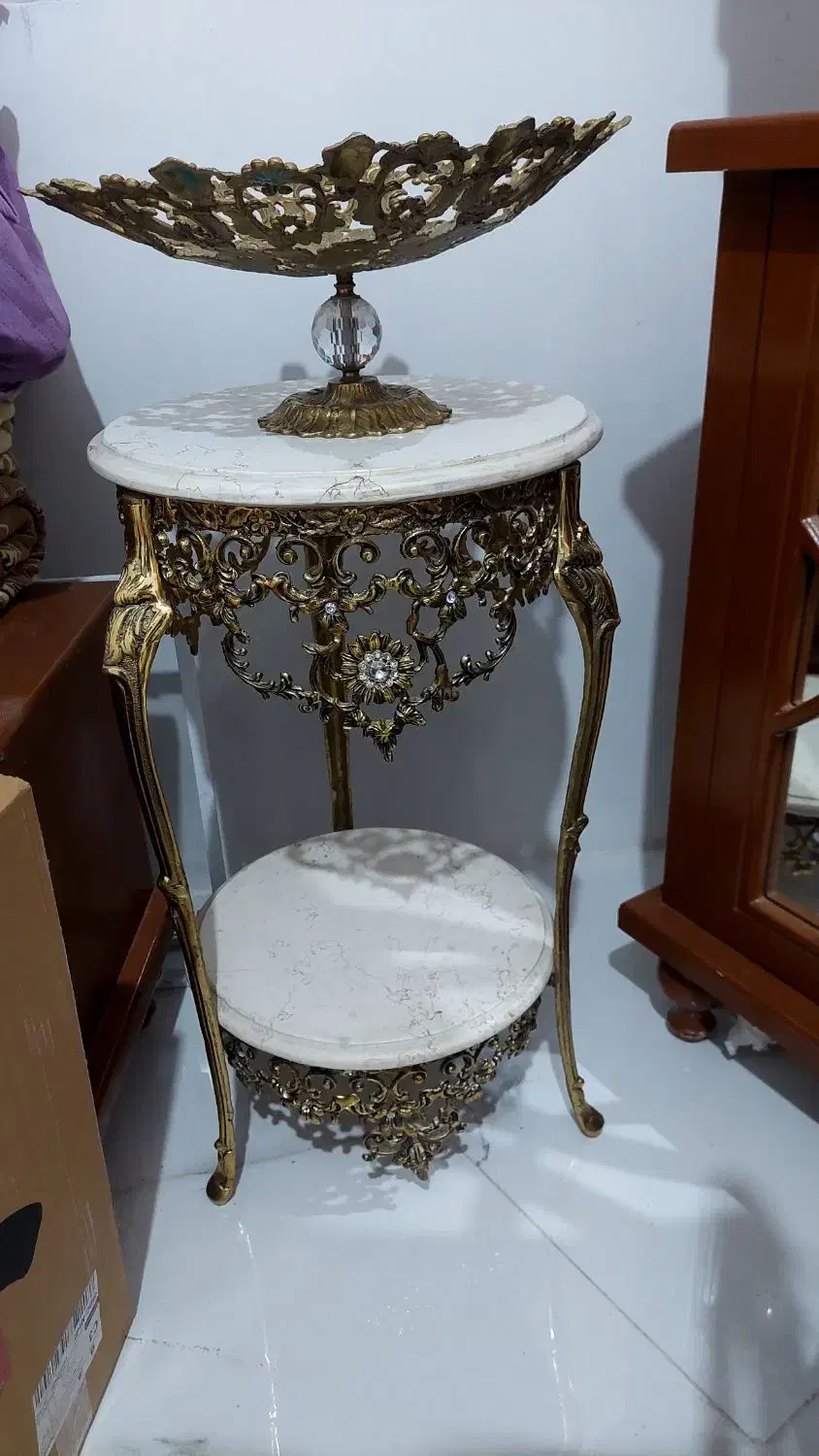 میز برنجی سنگین|مبلمان خانگی و میز عسلی|کهریزک, |دیوار