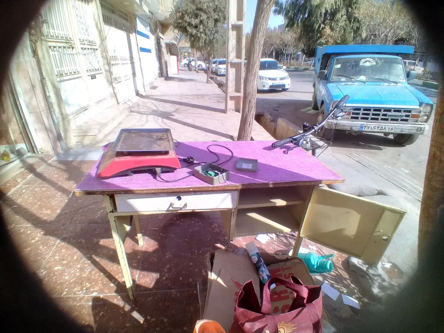 میز آهنی|میز تحریر و کامپیوتر|قم, شهید صیاد شیرازی|دیوار