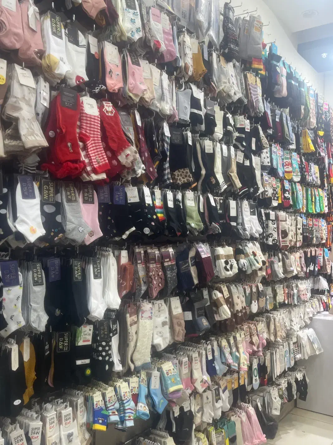 فروشنده خانم محدوده نصف راه|استخدام بازاریابی و فروش|تبریز, |دیوار