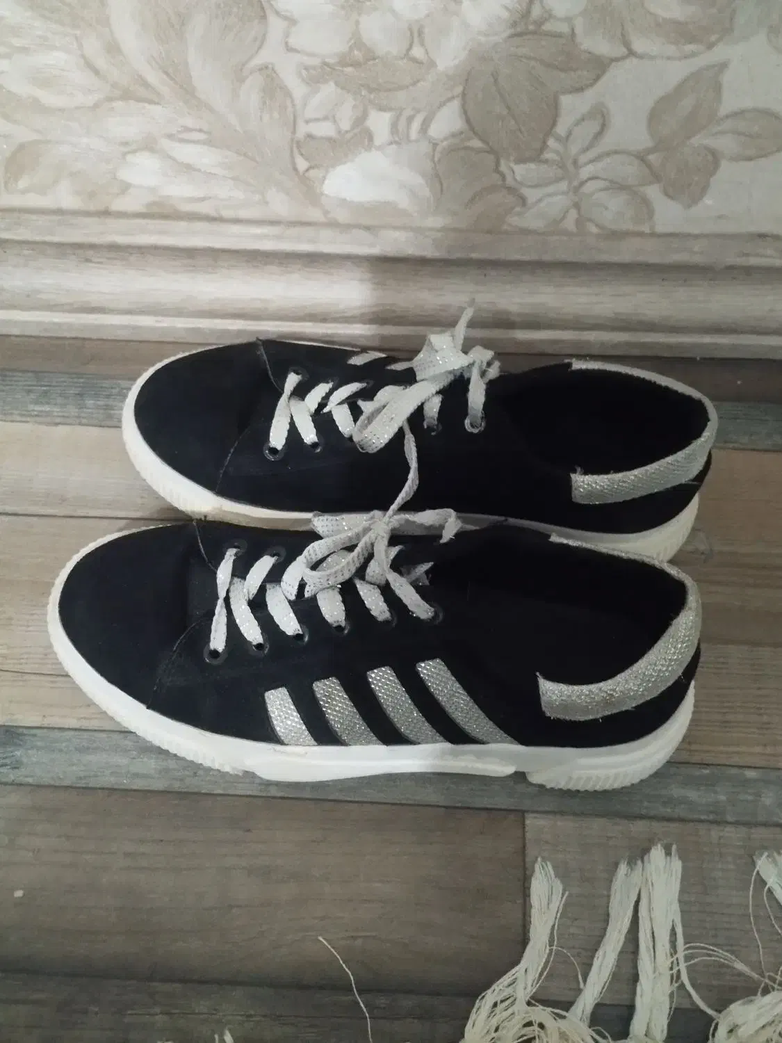 کفش دخترانه|کیف، کفش، کمربند|اهر, |دیوار