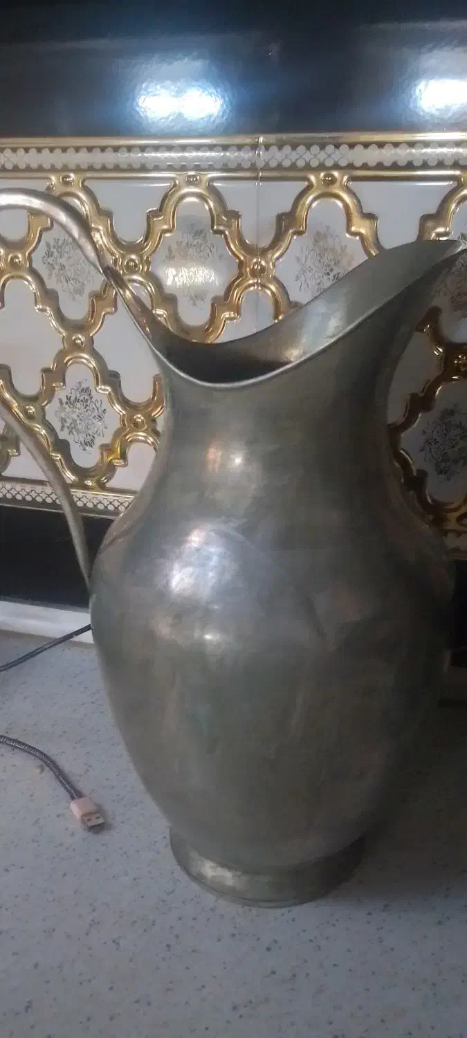 پارچه مسی و ورشو|کلکسیون اشیاء عتیقه|صباشهر, |دیوار