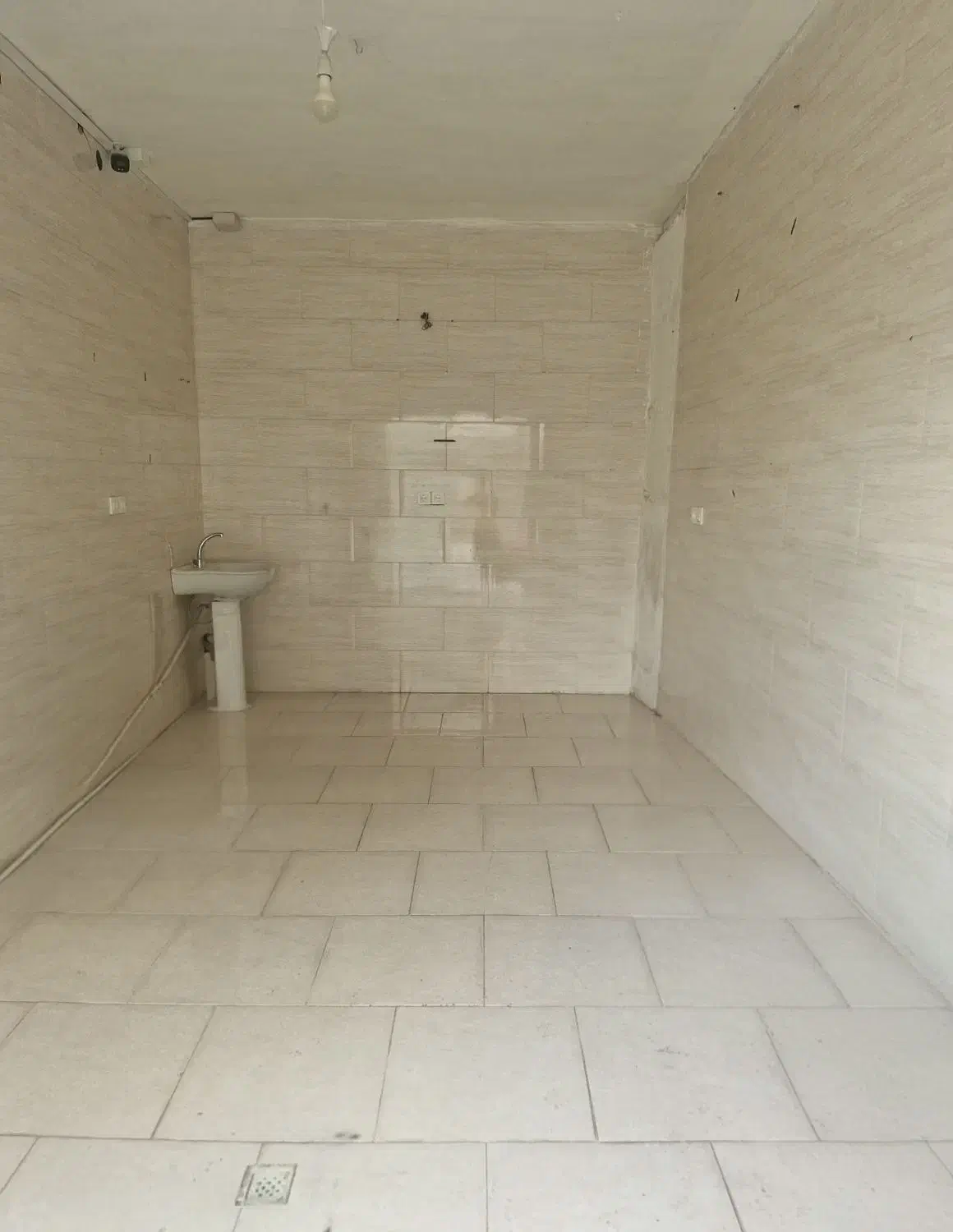 مغازه ۱۶متری|اجارهٔ مغازه و غرفه|مشهد, رضاشهر|دیوار