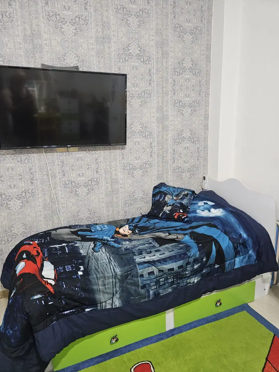 سرویس خواب کودک و نوجوان و میز و صندلی و فرش و تشک|تخت و سرویس خواب|جم, |دیوار