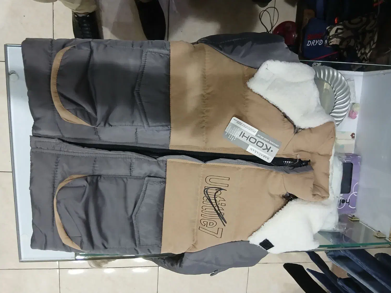 کاپشن پسرانه|کفش و لباس بچه|اندیشه, اندیشه فاز ۴|دیوار