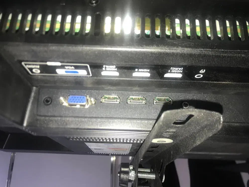 تلویزیون ایکس ویژن ۴۳ اینچ در حد نو|تلویزیون و پروژکتور|اسکو, |دیوار