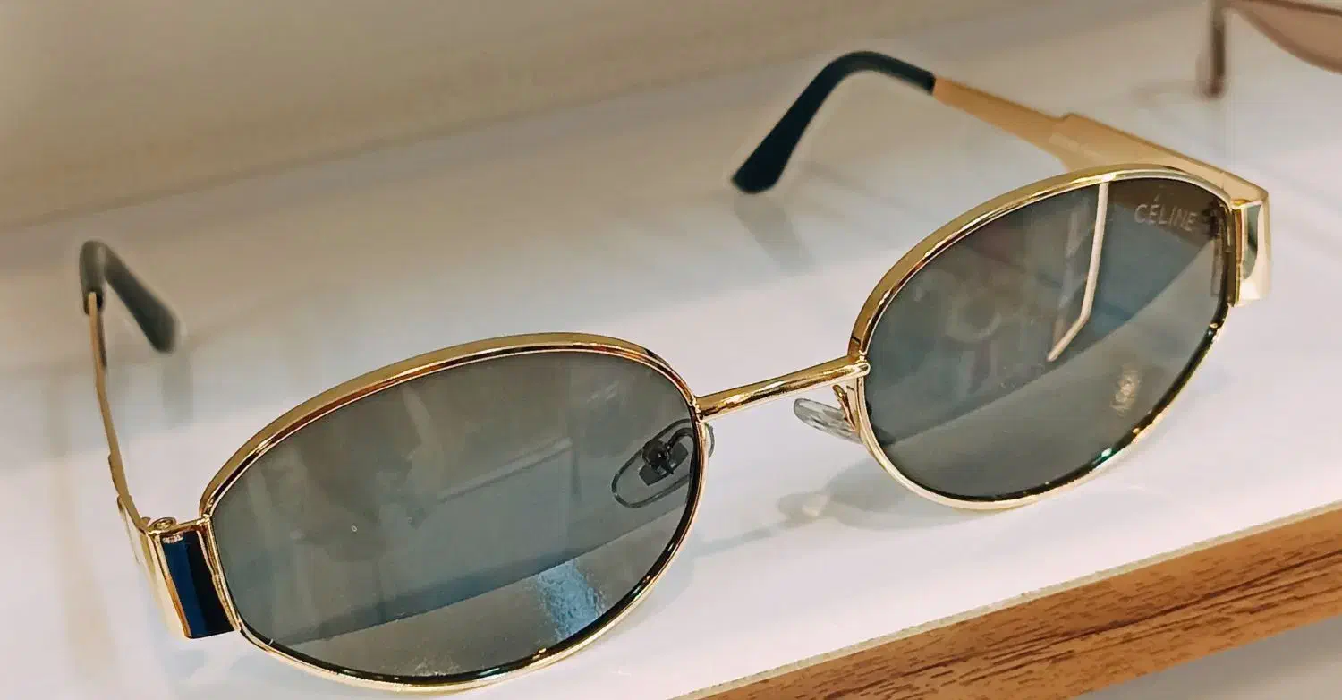 عینک زنانه سلین|بدلیجات|مشهد, عنصری|دیوار