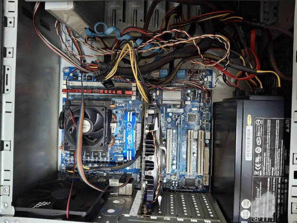 کامپیوتر  خانگی و اداری|رایانه رومیزی|تهران, مجیدیه|دیوار