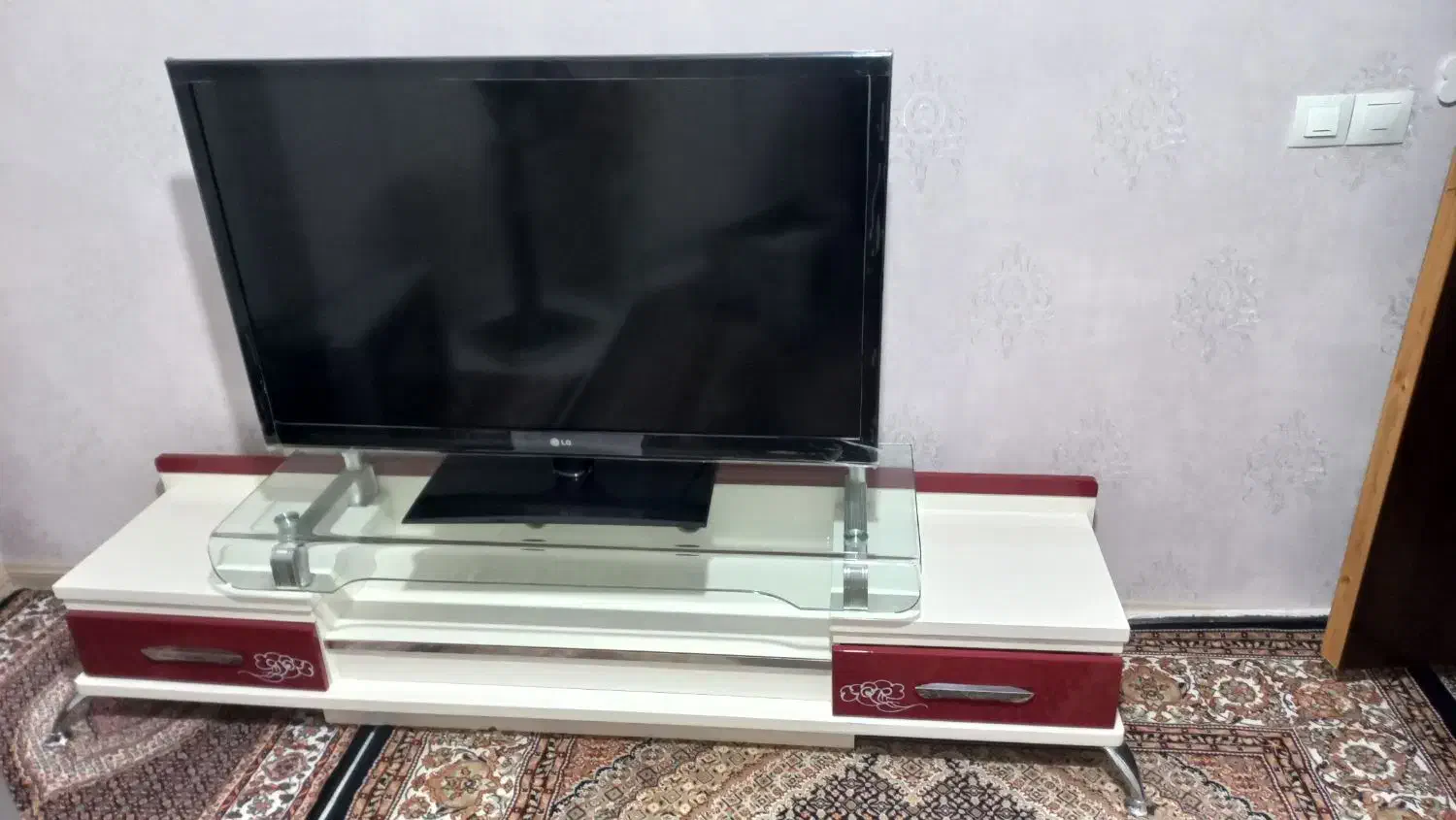 تلوزیون ال ای دی ۳بعدی|تلویزیون و پروژکتور|اردبیل, |دیوار