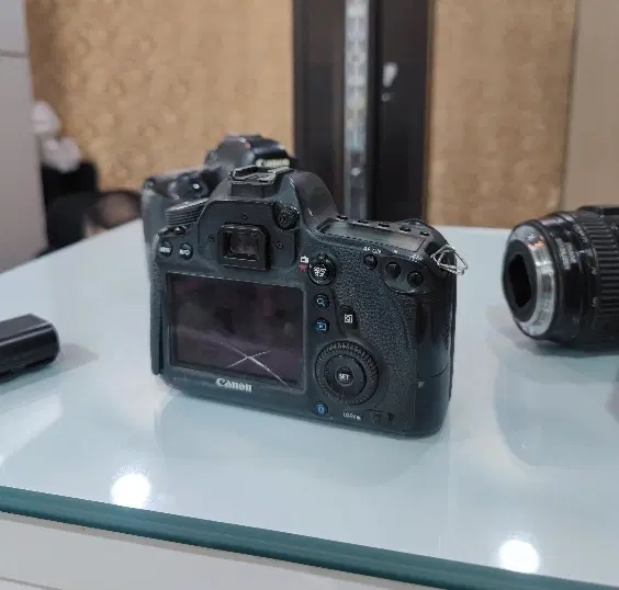 بدنه دوربین فول فریم کانن canon 6d|دوربین عکاسی و فیلمبرداری|تهران, ستارخان|دیوار