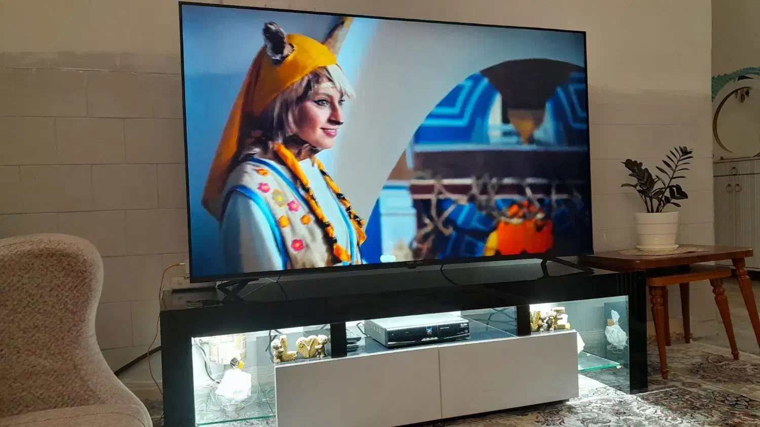 تلوزیون|تلویزیون و پروژکتور|گلپایگان, |دیوار