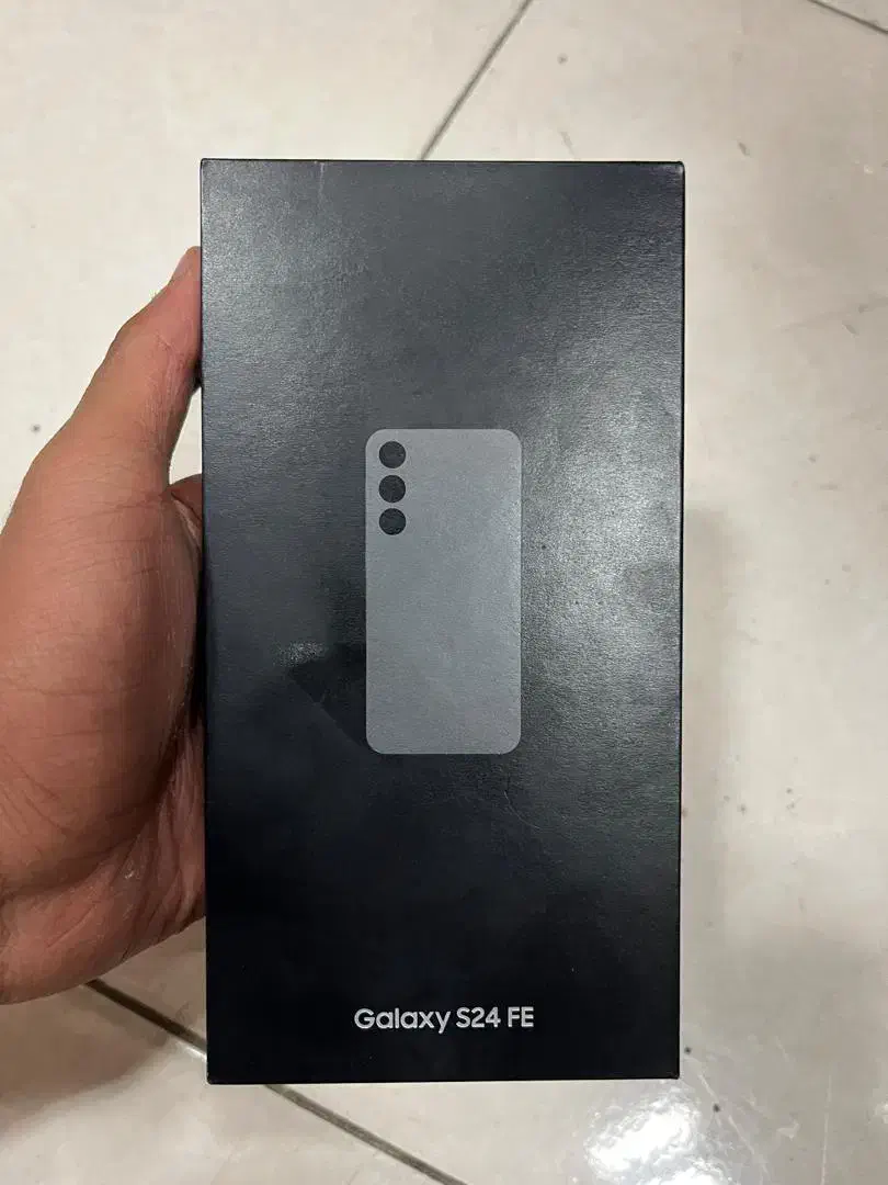 سامسونگ Galaxy S24 FE با حافظهٔ ۲۵۶ گیگابایت|موبایل|تهران, اکباتان|دیوار