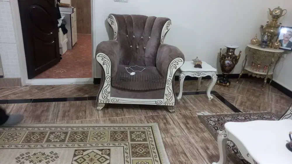 مبل و عسلی|مبلمان خانگی و میز عسلی|باغستان, |دیوار